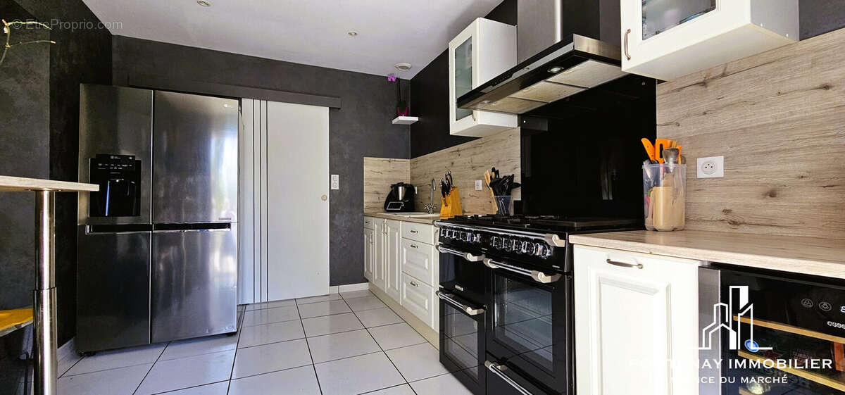 Maison à L&#039;ILE-D&#039;ELLE