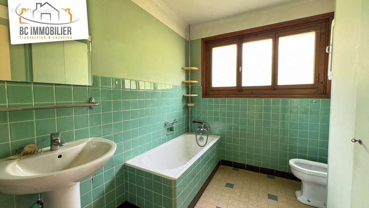 Maison à DIVONNE-LES-BAINS