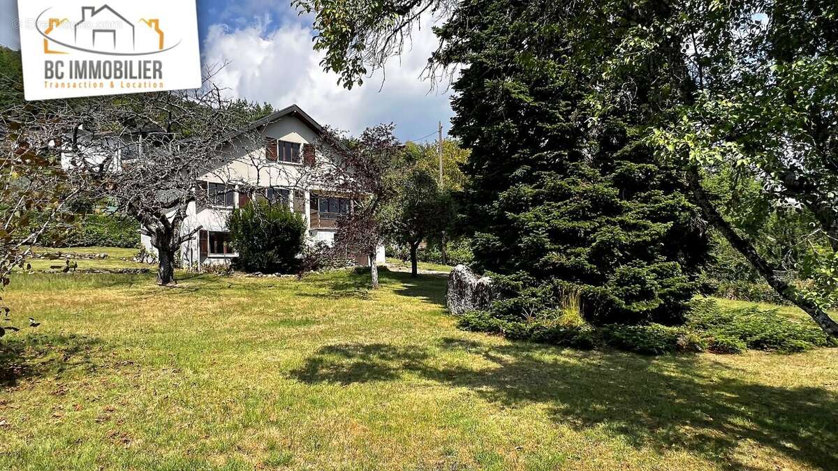 Maison à DIVONNE-LES-BAINS