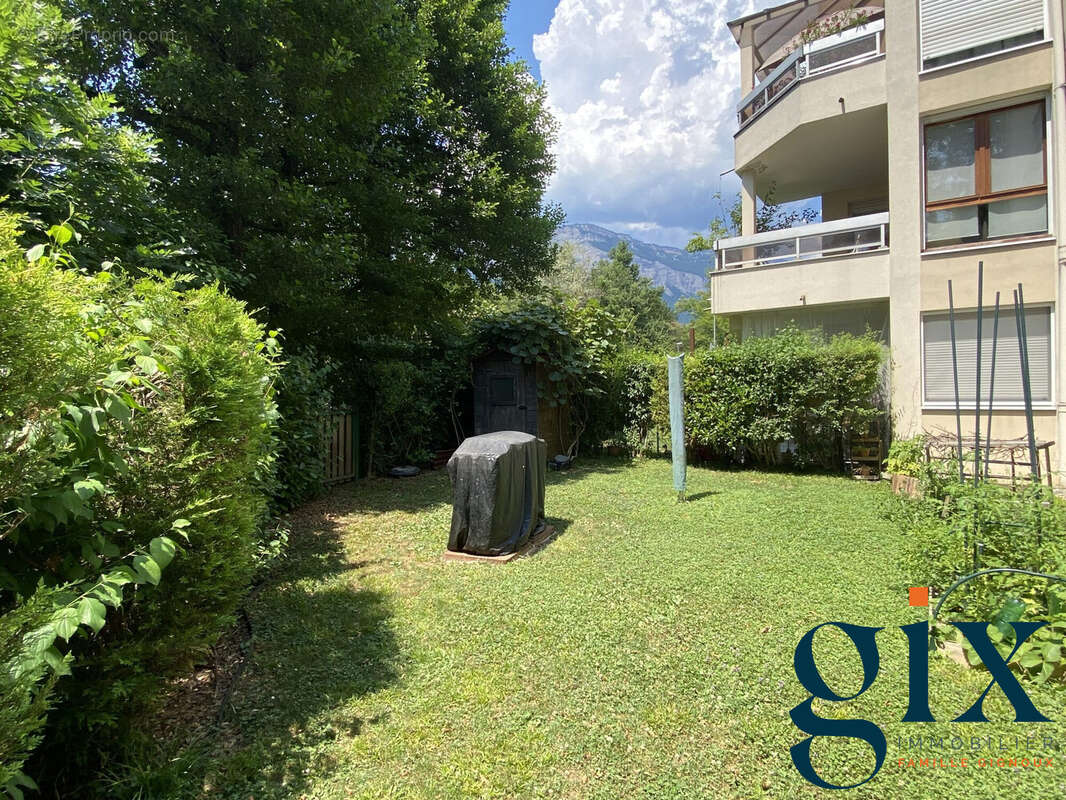 Appartement à MEYLAN