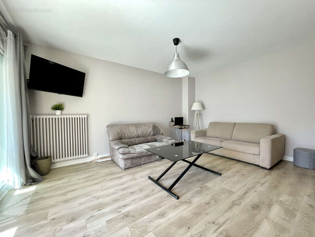 Appartement à HEROUVILLE-SAINT-CLAIR