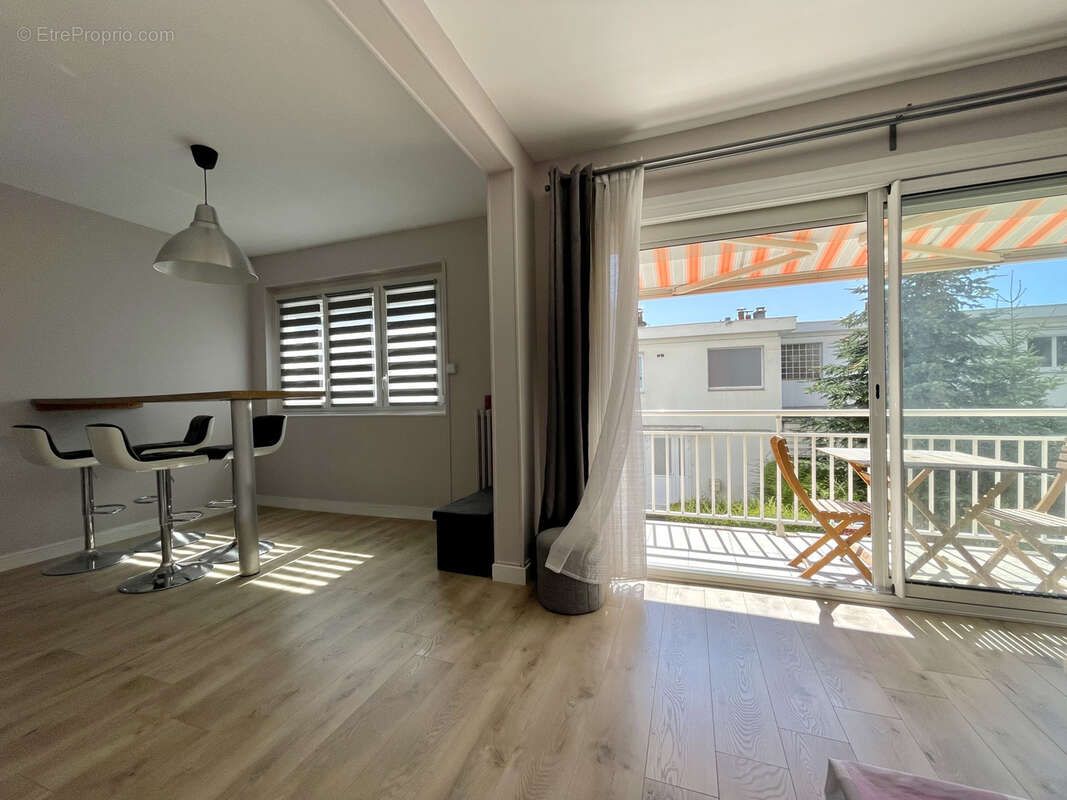 Appartement à HEROUVILLE-SAINT-CLAIR