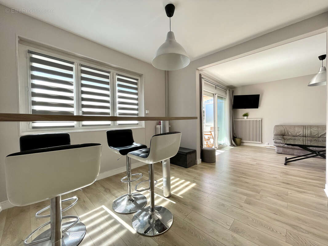 Appartement à HEROUVILLE-SAINT-CLAIR