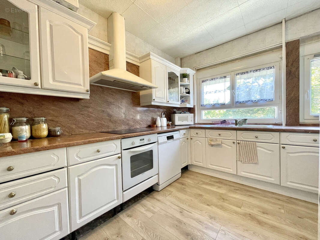 Appartement à HEROUVILLE-SAINT-CLAIR