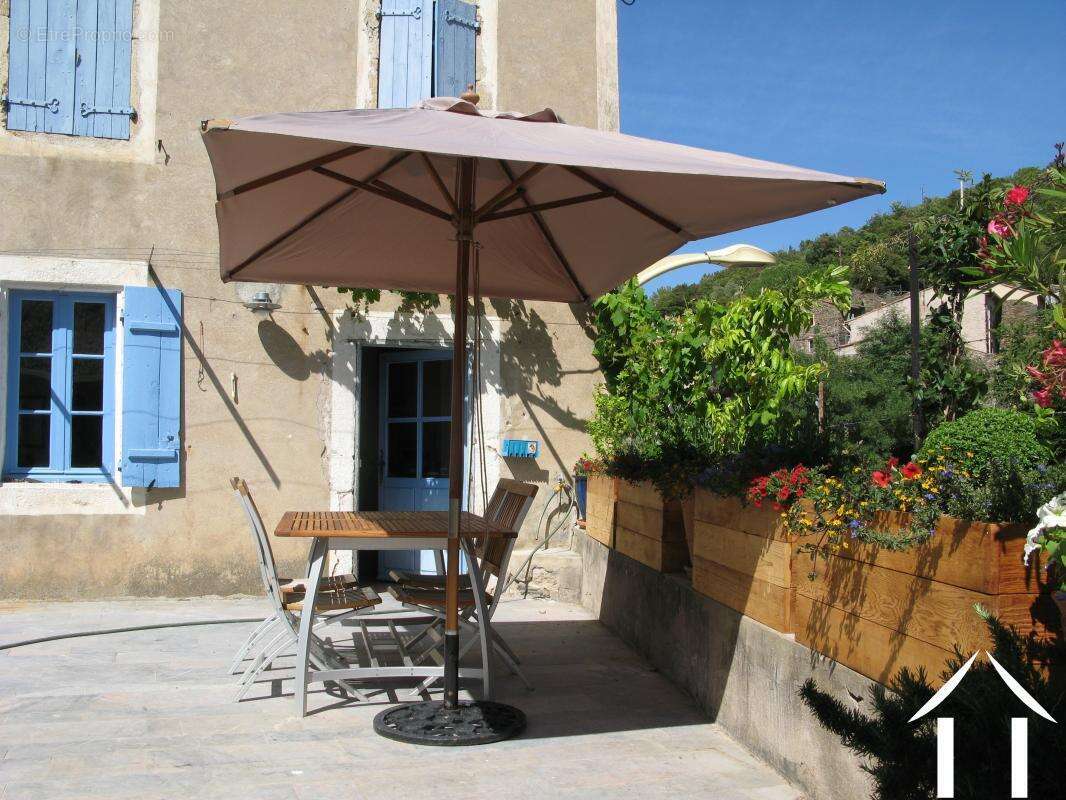 Maison à SAINT-NAZAIRE-DE-LADAREZ