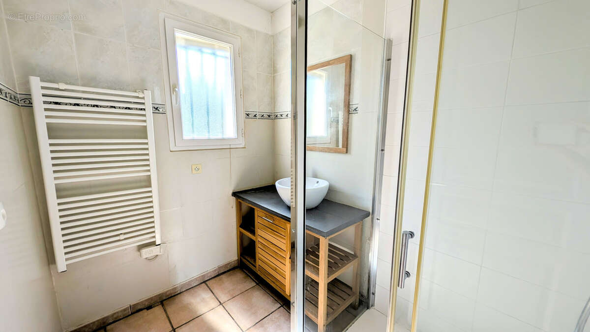 Maison à SAINT-GENIS-DES-FONTAINES