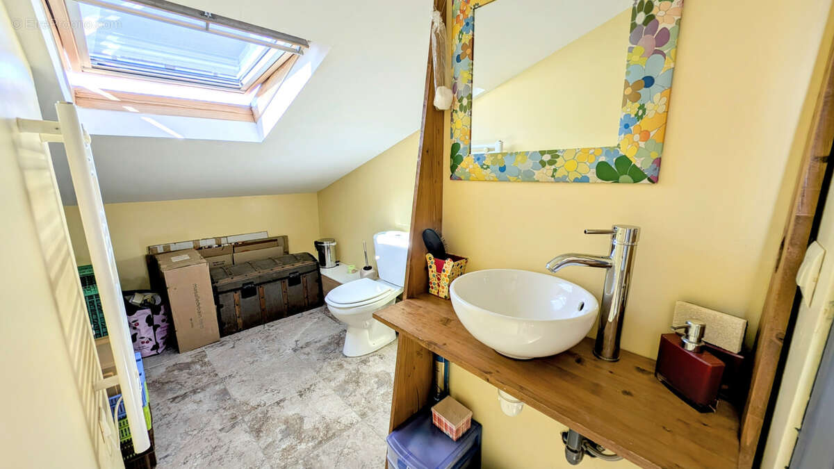 Maison à SAINT-GENIS-DES-FONTAINES