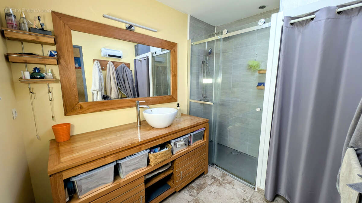 Maison à SAINT-GENIS-DES-FONTAINES