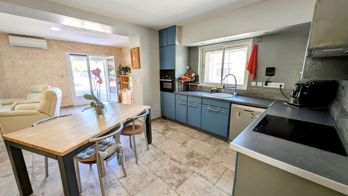 Maison à SAINT-GENIS-DES-FONTAINES