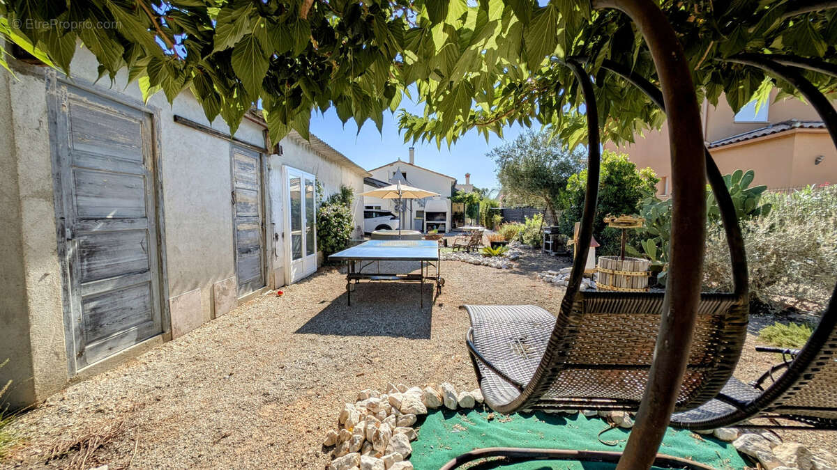 Maison à SAINT-GENIS-DES-FONTAINES