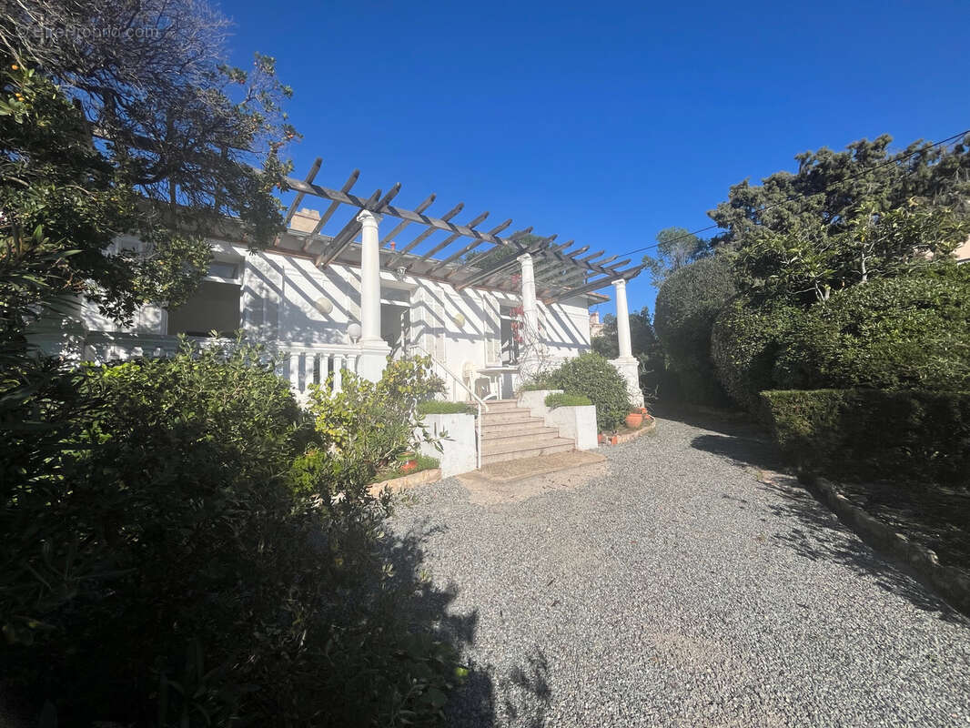 Maison à SAINT-RAPHAEL