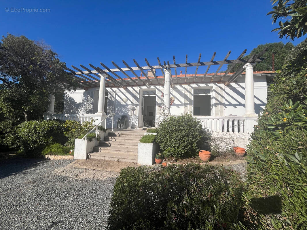 Maison à SAINT-RAPHAEL