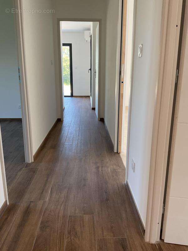 Maison à SAINT-PRIVAT-DE-CHAMPCLOS