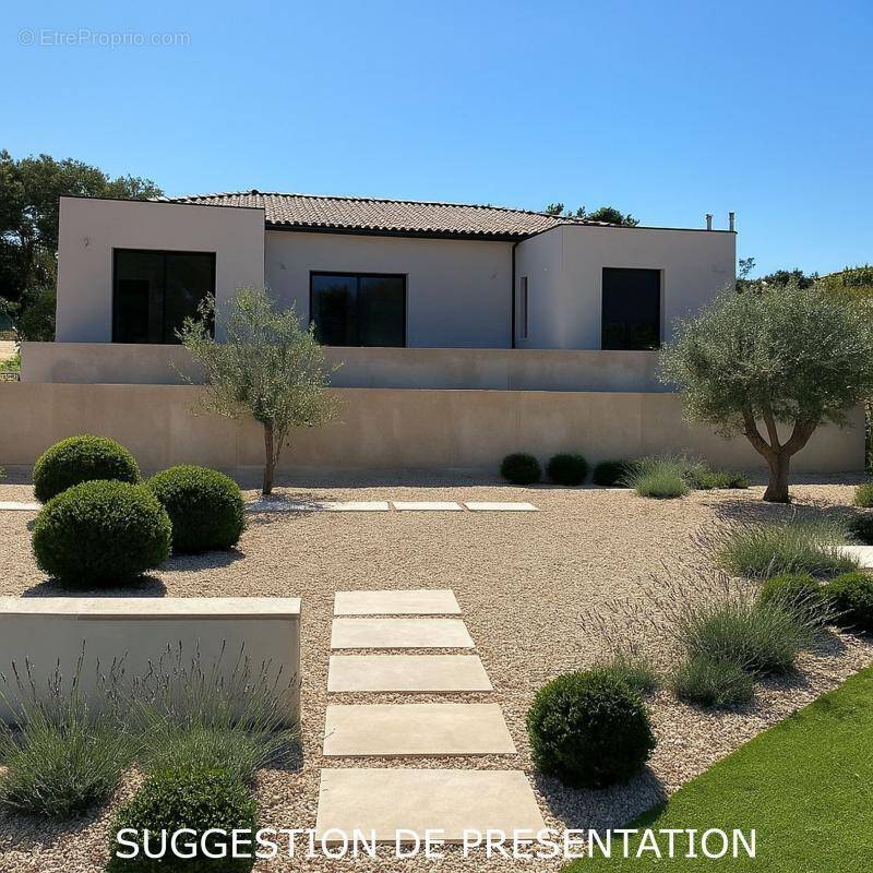 Maison à SAINT-PRIVAT-DE-CHAMPCLOS