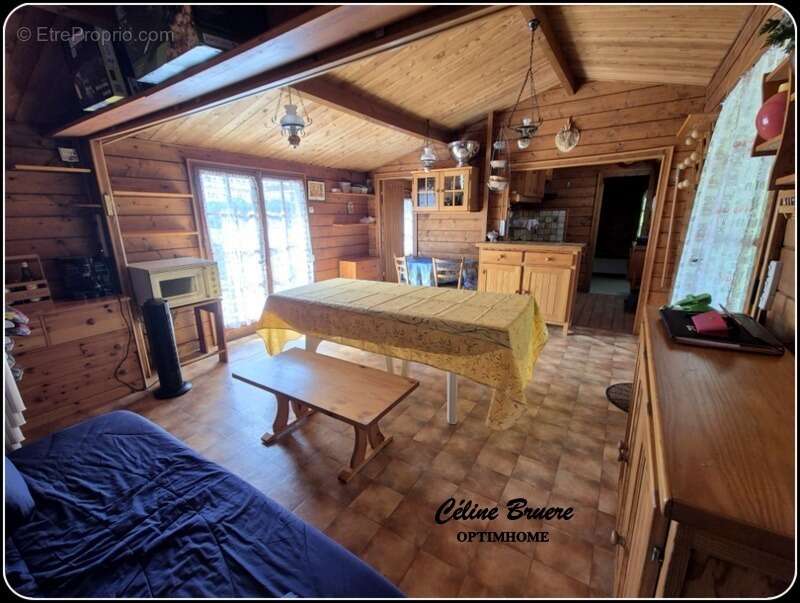 Maison à MEZY-SUR-SEINE