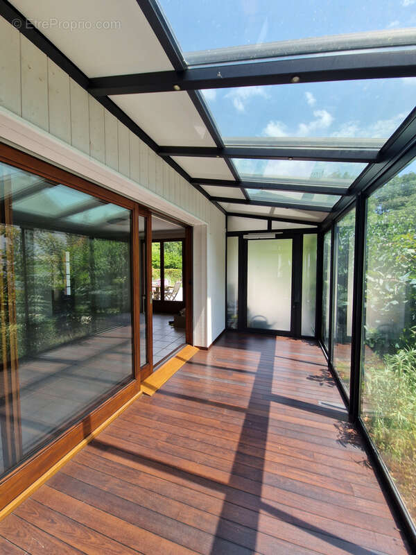 Maison à VEUREY-VOROIZE