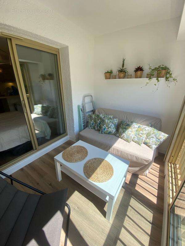 Appartement à SIX-FOURS-LES-PLAGES