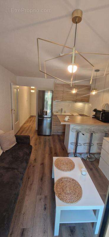 Appartement à SIX-FOURS-LES-PLAGES