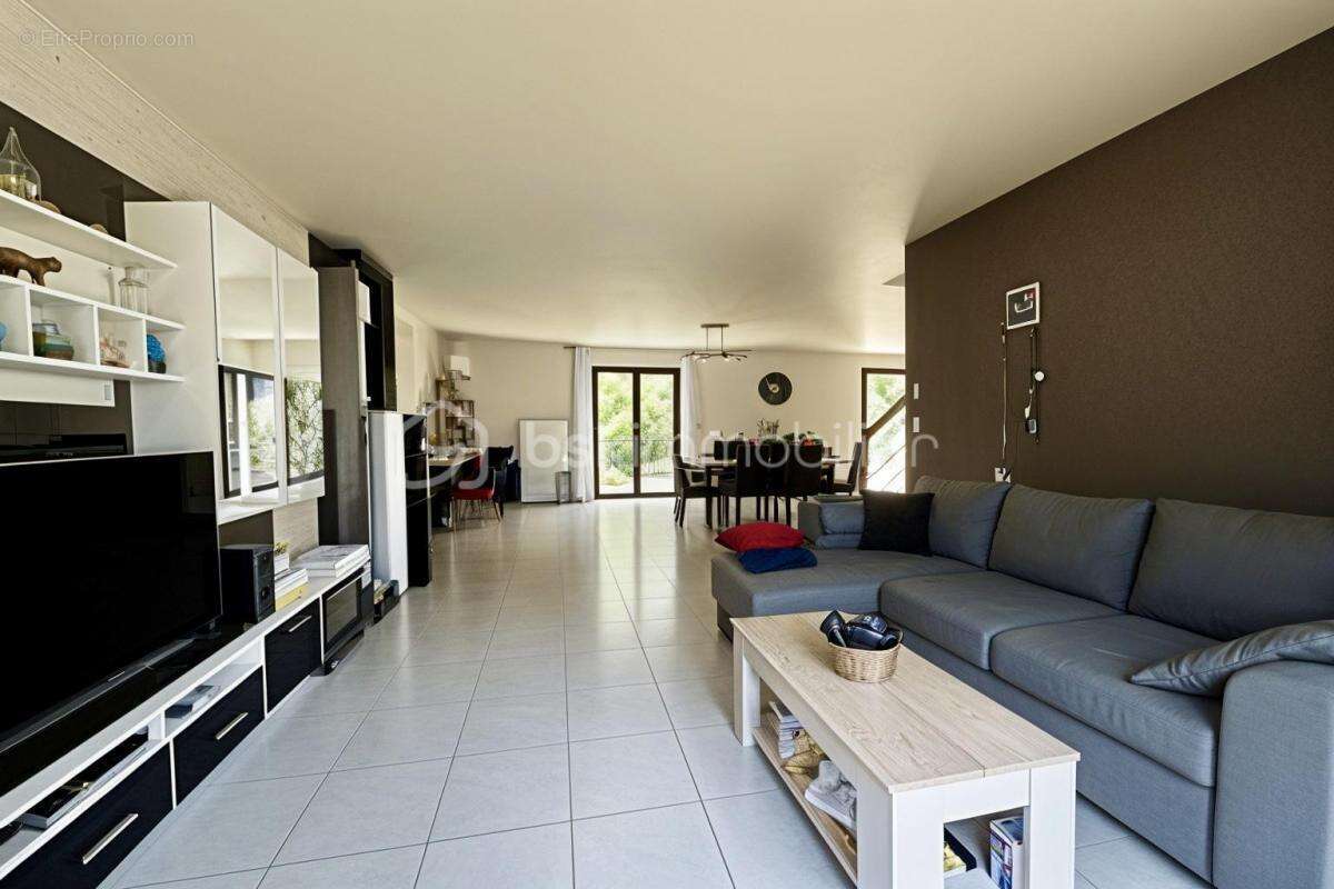 Maison à SAINT-LYPHARD