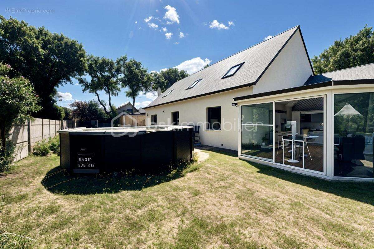 Maison à SAINT-LYPHARD