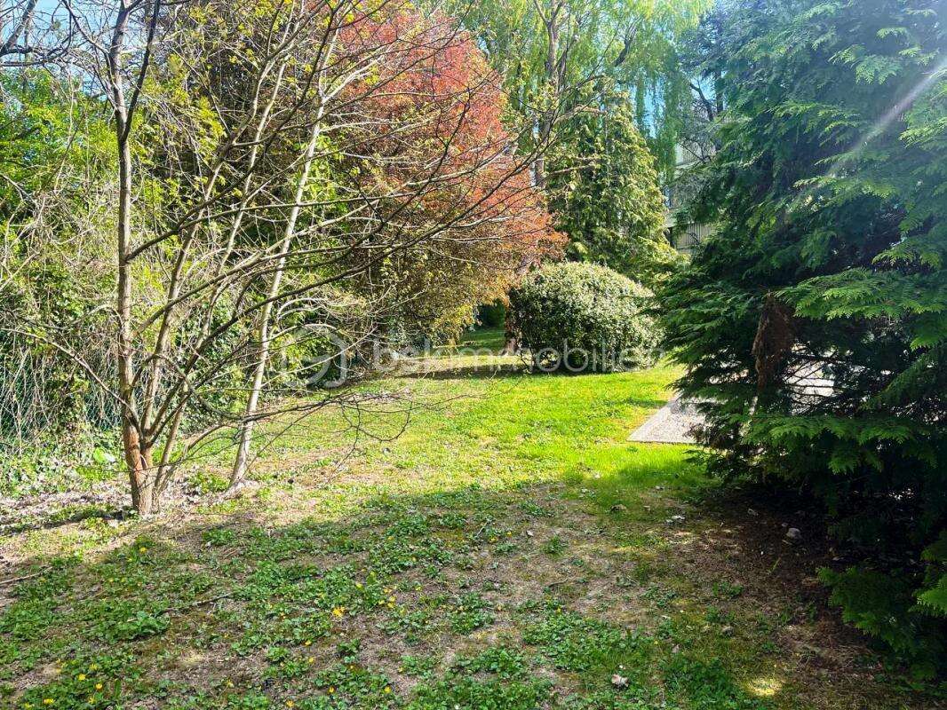 Appartement à LE THILLAY