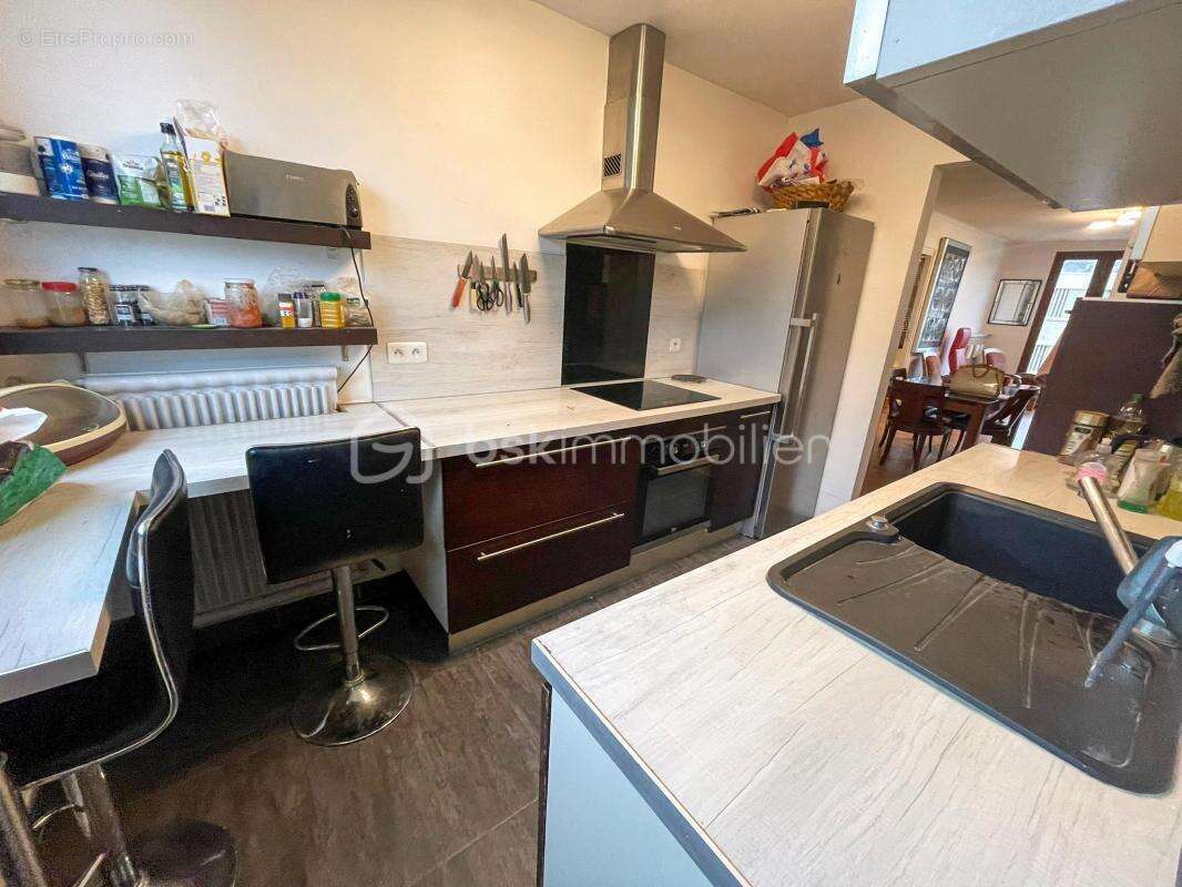 Appartement à LE THILLAY