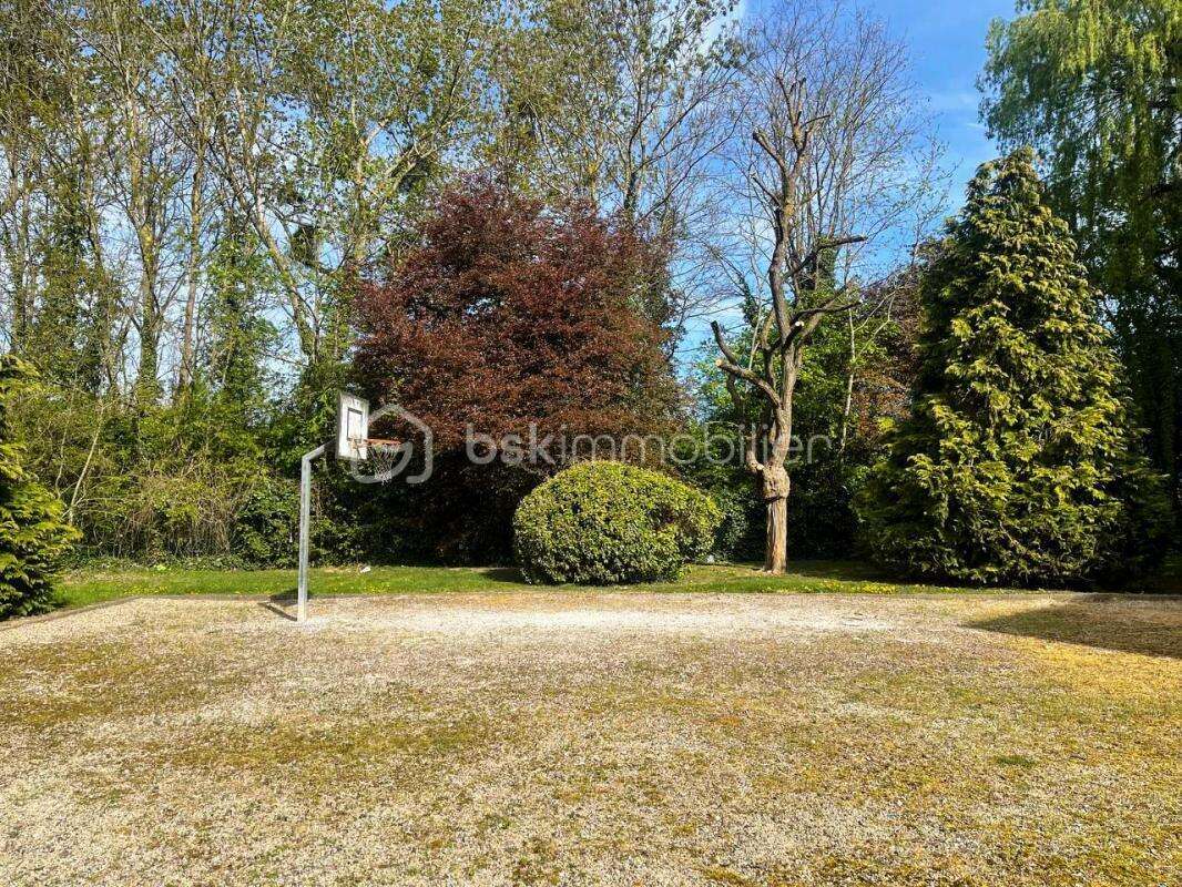 Appartement à LE THILLAY