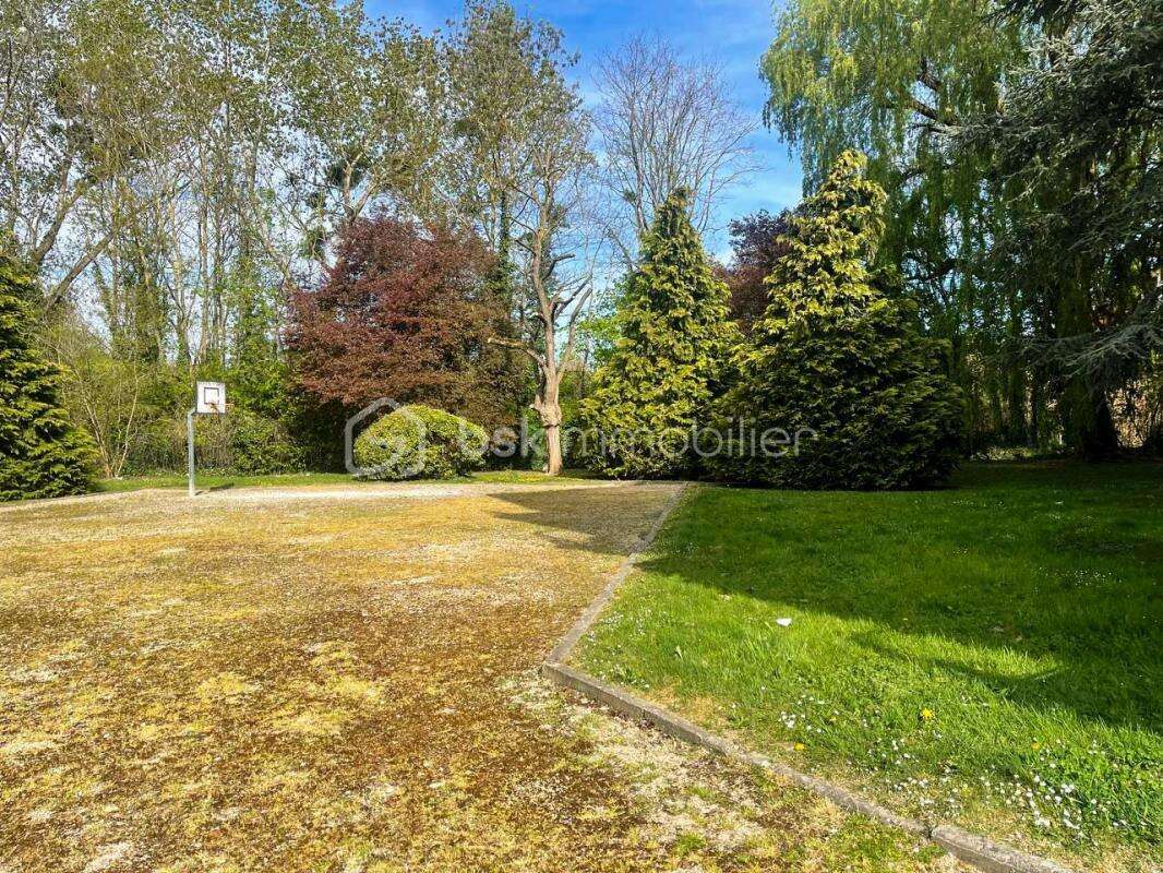 Appartement à LE THILLAY