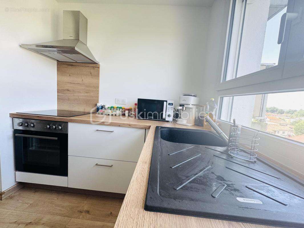 Appartement à BILLERE