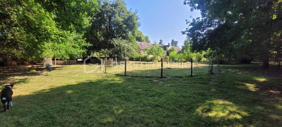 Maison à BEAUNE-LA-ROLANDE