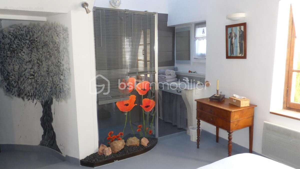 Maison à ROUSSILLON