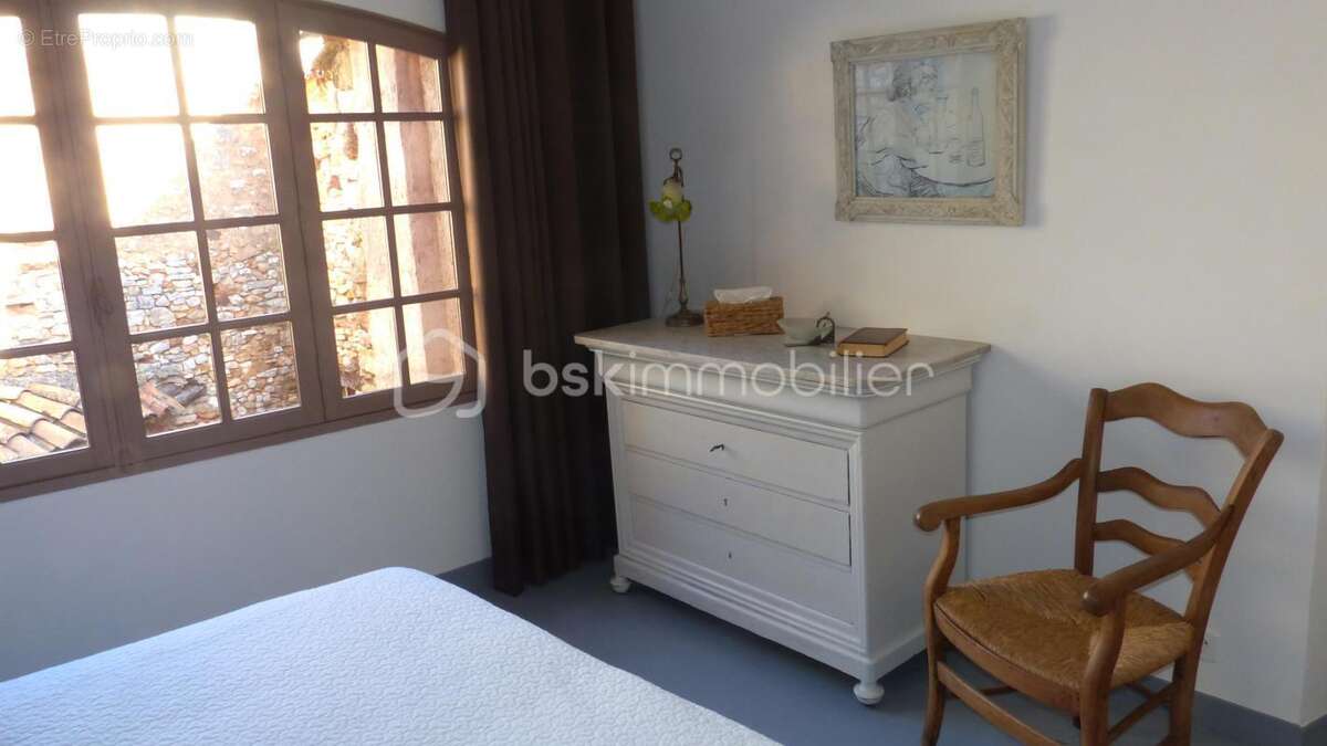 Maison à ROUSSILLON