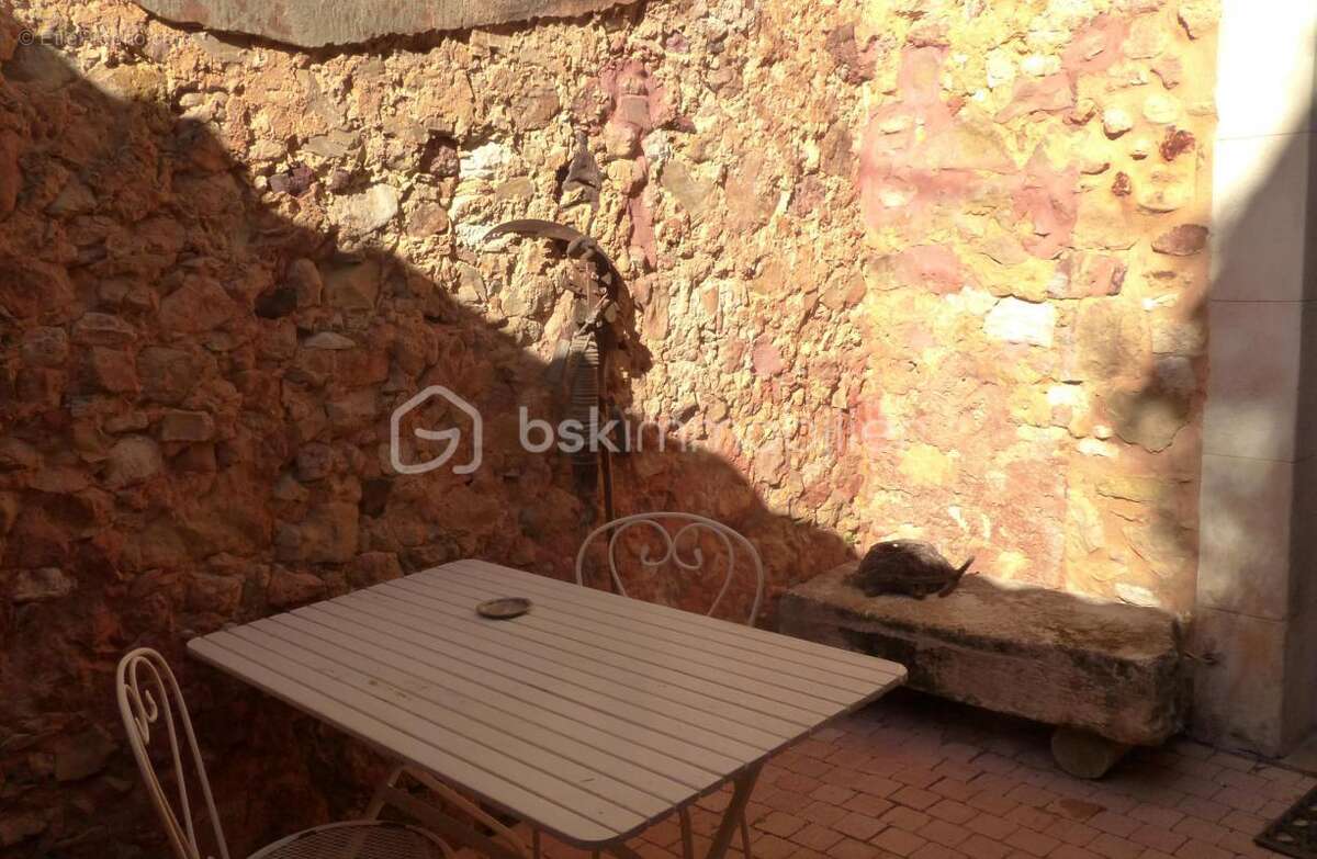 Maison à ROUSSILLON