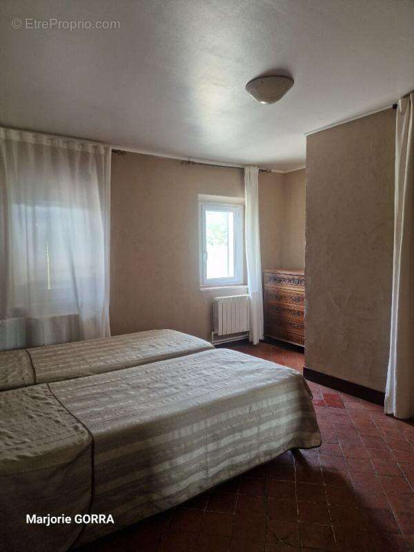 Maison à PLAN-D&#039;AUPS-SAINTE-BAUME