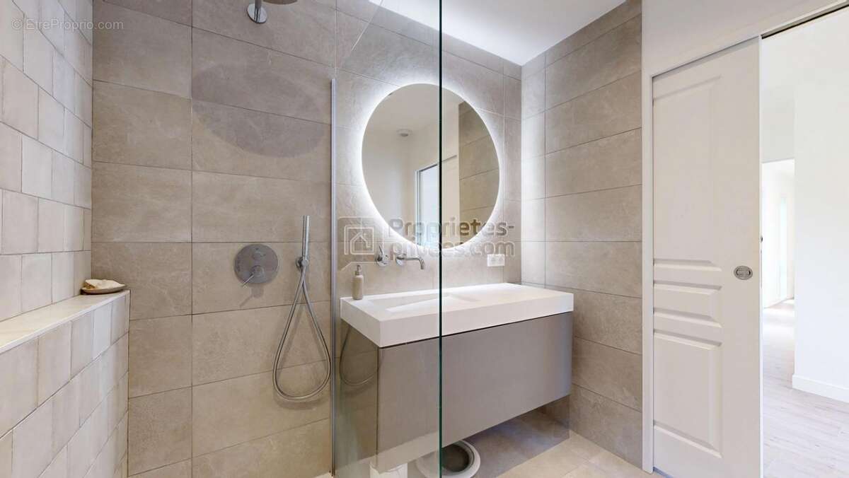 Maison à LACROIX-FALGARDE