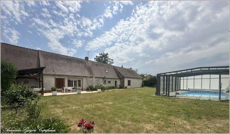 Maison à SAINT-DENIS-DES-PUITS