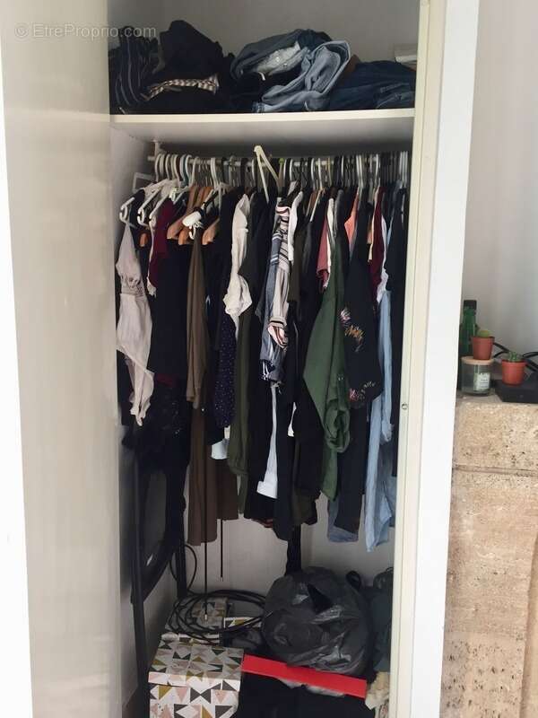 Appartement à MARSEILLE-2E