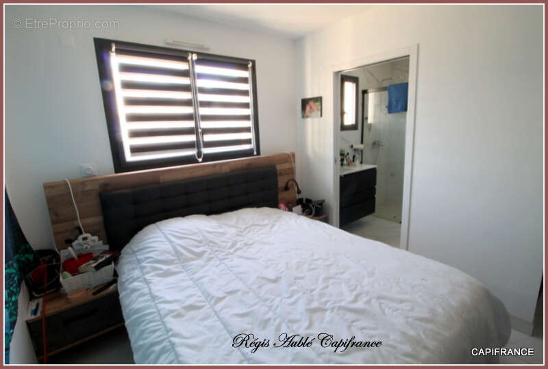 Maison à MONTREUIL-LE-GAST