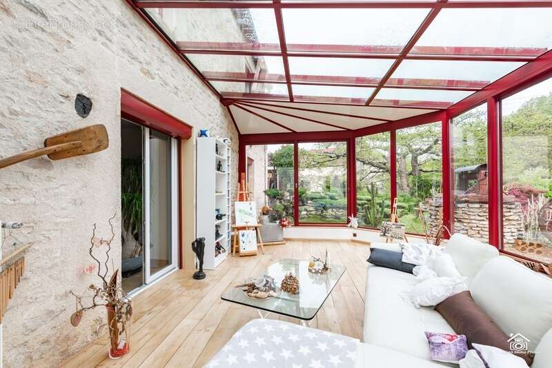 Maison à FONTAINE-FRANCAISE