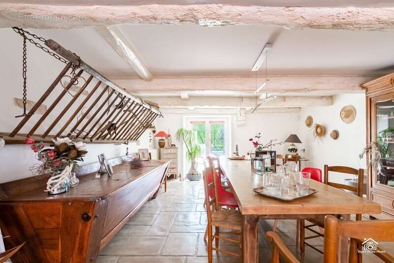 Maison à FONTAINE-FRANCAISE