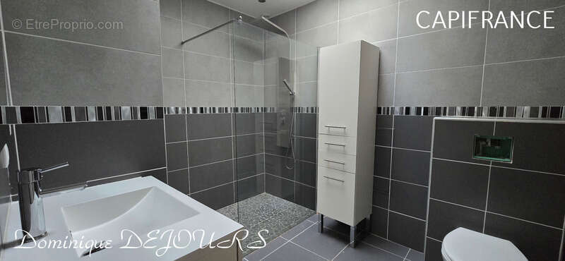 Maison à CHARMES-SUR-RHONE