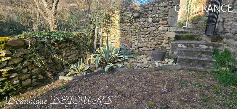 Maison à CHARMES-SUR-RHONE