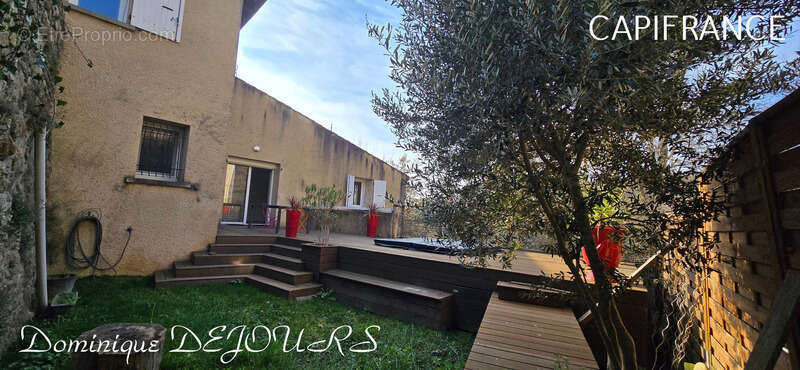 Maison à CHARMES-SUR-RHONE