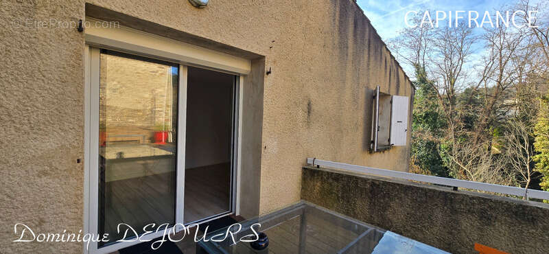 Maison à CHARMES-SUR-RHONE