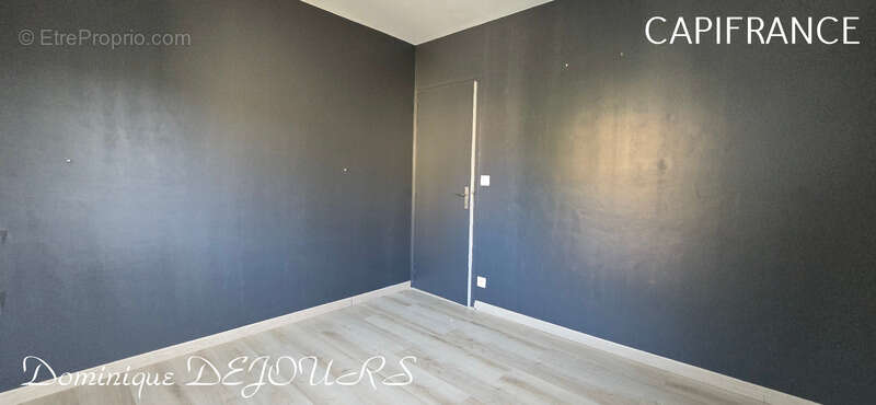 Maison à CHARMES-SUR-RHONE