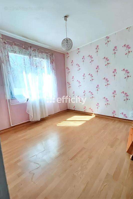 Maison à MAIZICOURT