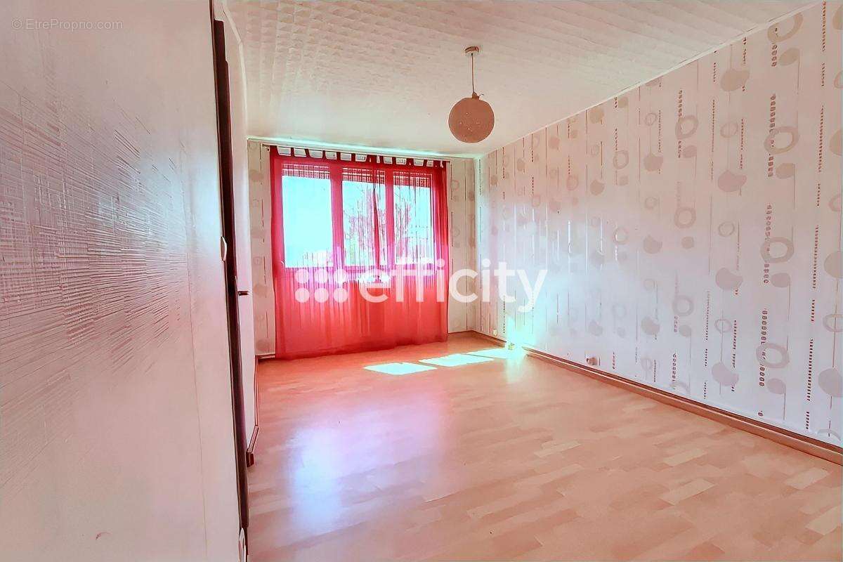 Maison à MAIZICOURT