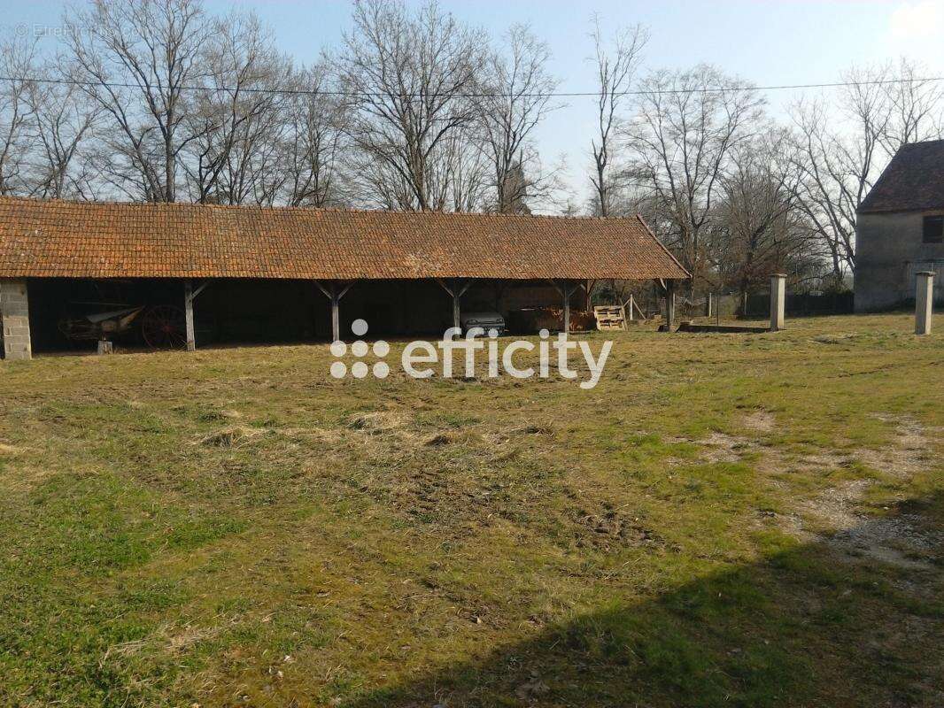 Maison à PIERREFITTE-SUR-LOIRE