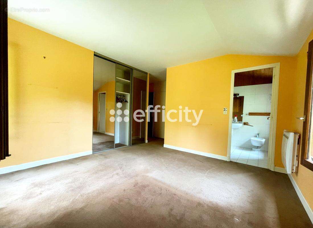 Maison à LE MAS-D&#039;AZIL