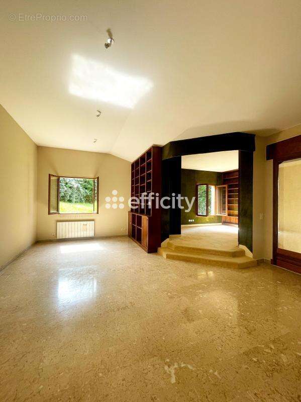 Maison à LE MAS-D&#039;AZIL